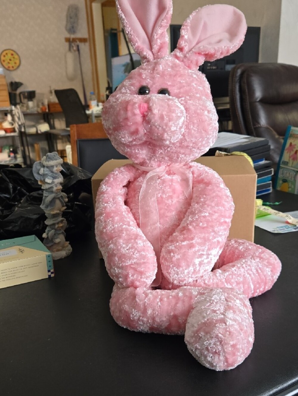 Vintage-Soft Pink, Velvet Rabbit - Picture 2 of 4